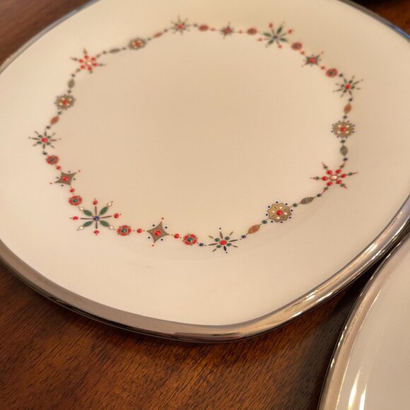 Square Salad Plate Solitaire White Christmas by Lenox - 1, 2, 3 & 4 available - Picture 4 of 9
